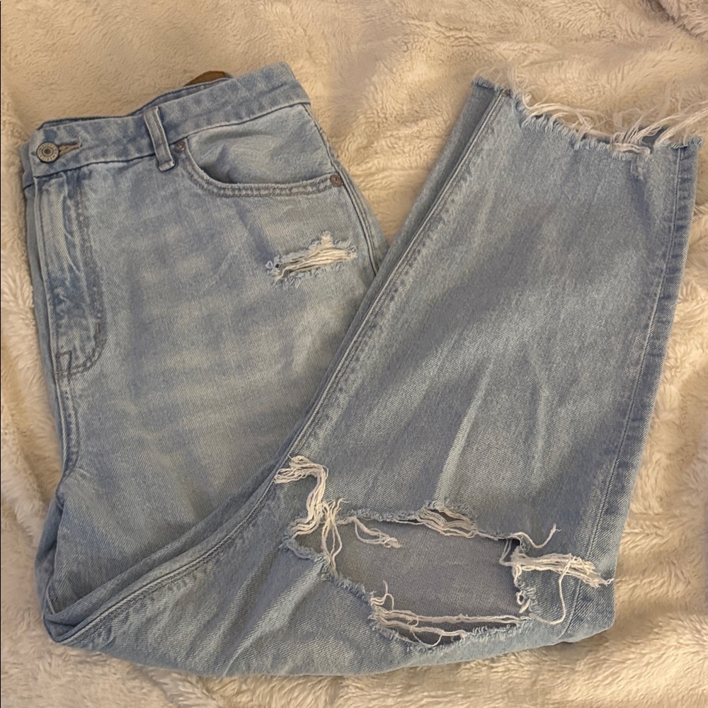American eagle mom jeans